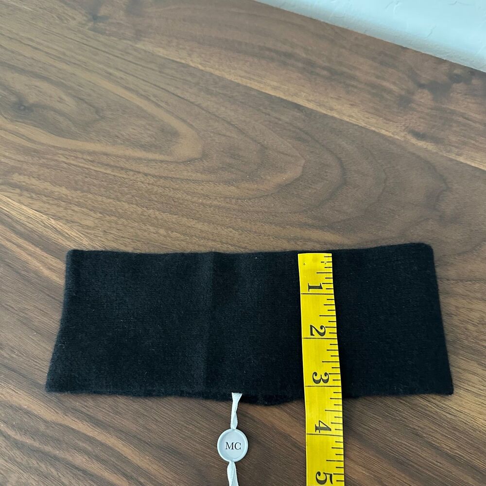 Maison Cashmere Headband in Black Cashmere One Size - Picture 6 of 6